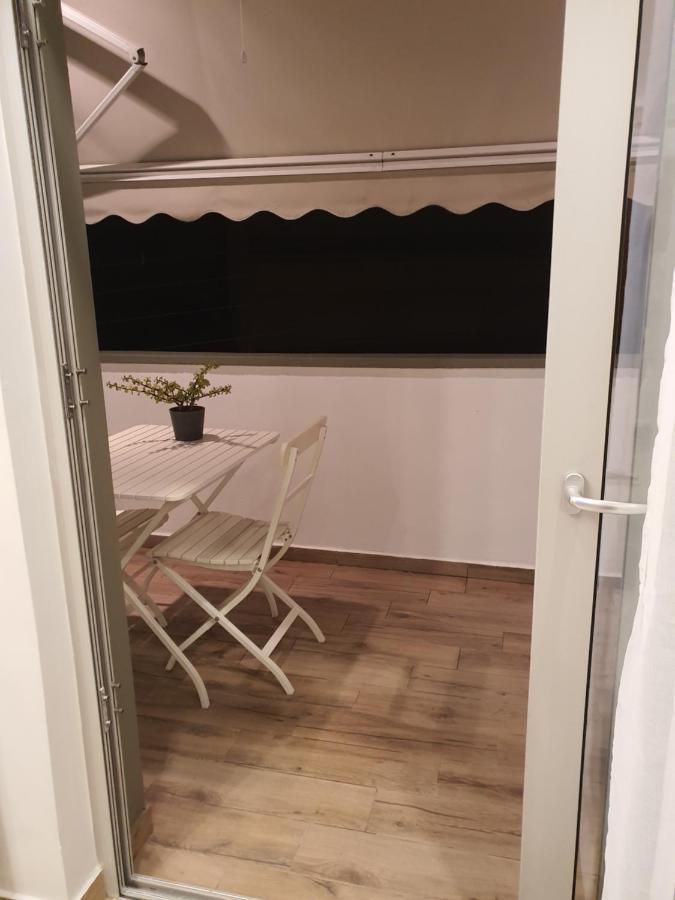 Tony'S Suite With Parking Atenas Exterior foto