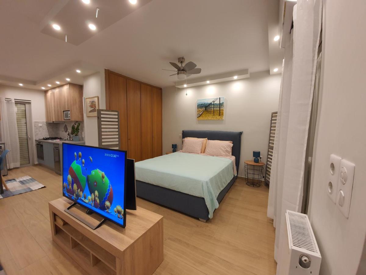 Tony'S Suite With Parking Atenas Exterior foto
